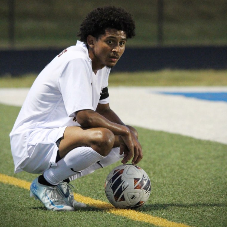 emerson colindres soccer futbol high school ICE detainee