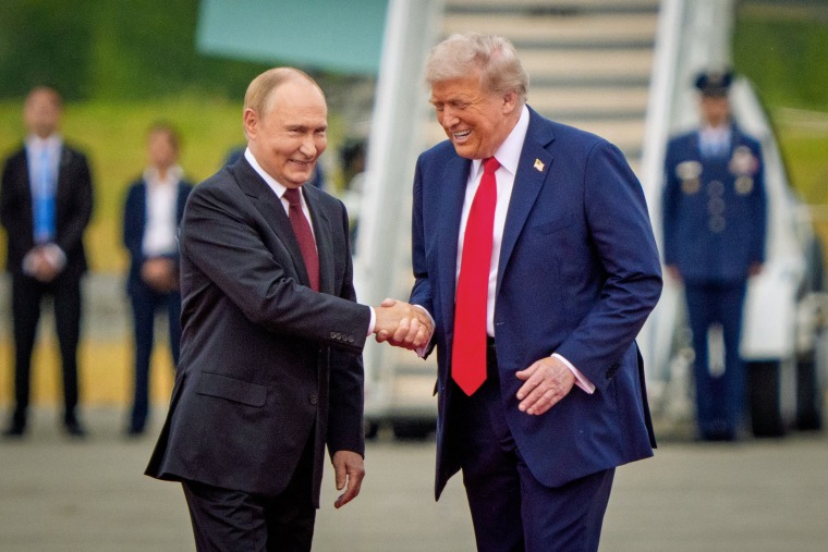 Image: U.S. President Trump And Russian President Putin Meet On War In Ukraine At U.S. Air Base In Alaska
