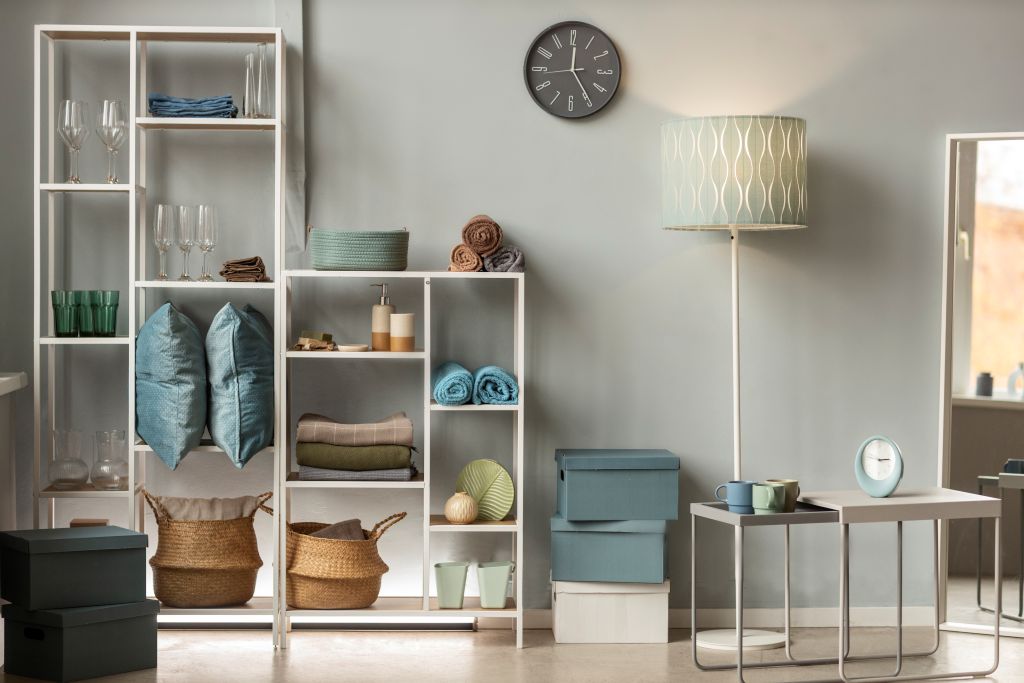 SMART ROOM SPACE MANAGEMENT